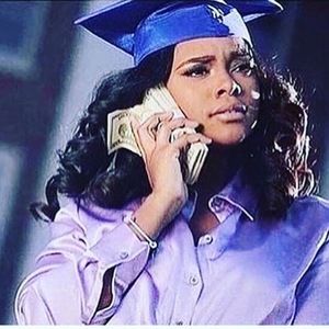 Meet your Posher, Ora